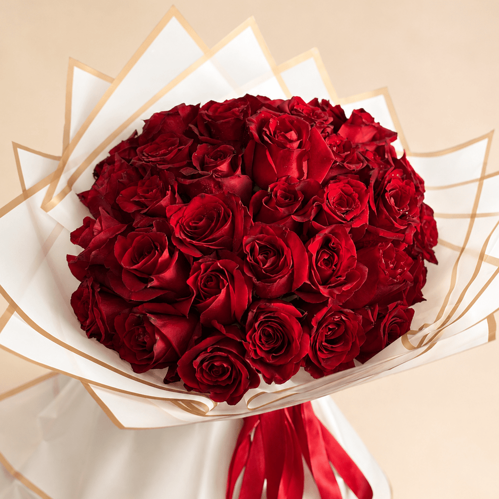 50 red roses - Tagerelsa3ada