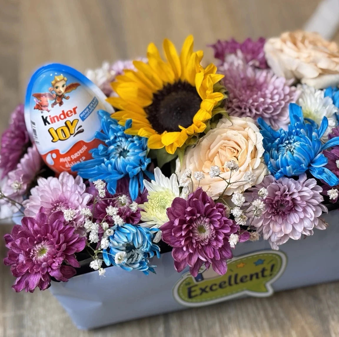 Joyful flower bonbon gift