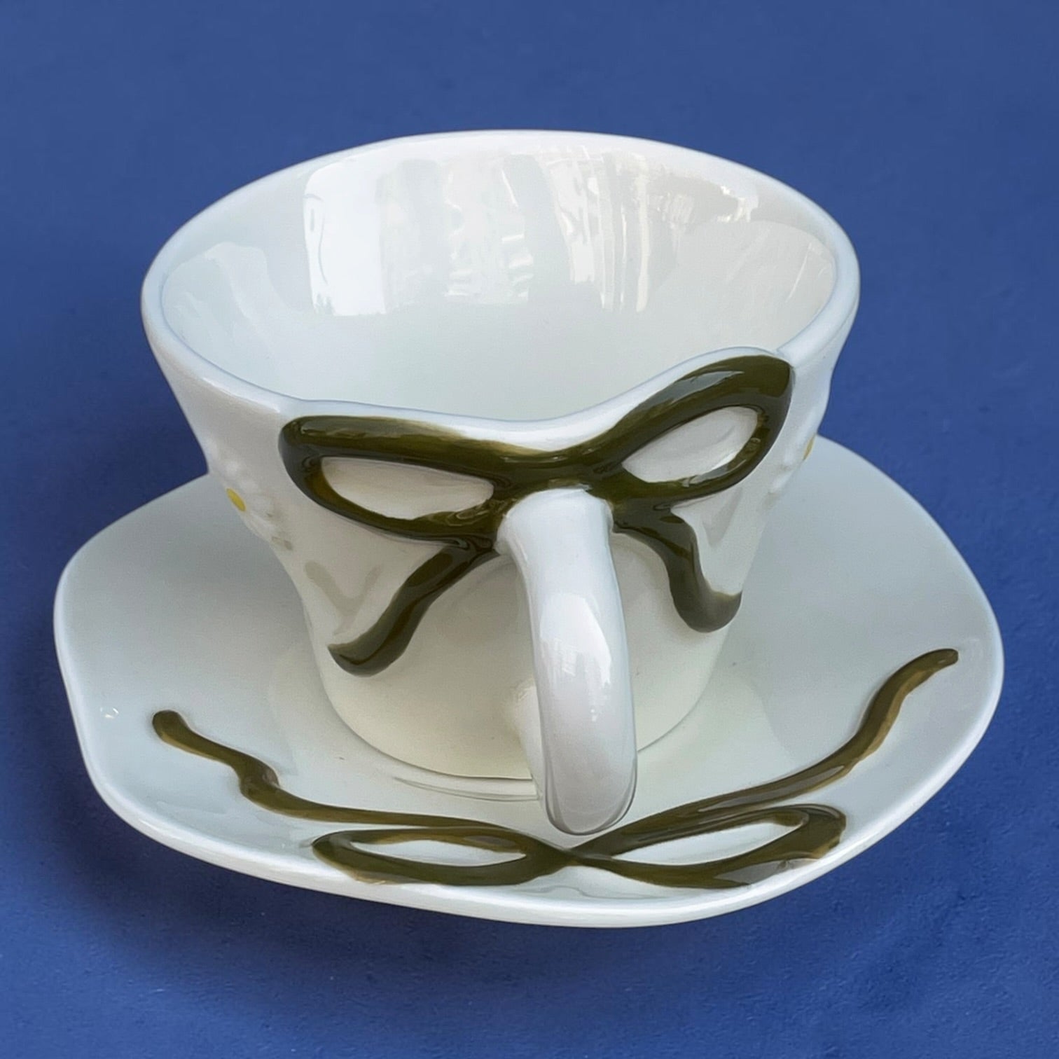 Ribbon mug with plate